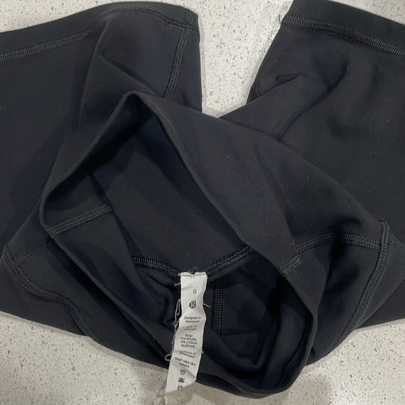 Lululemon size 0 Align HR Short 6” in Black - Picture 3 of 5
